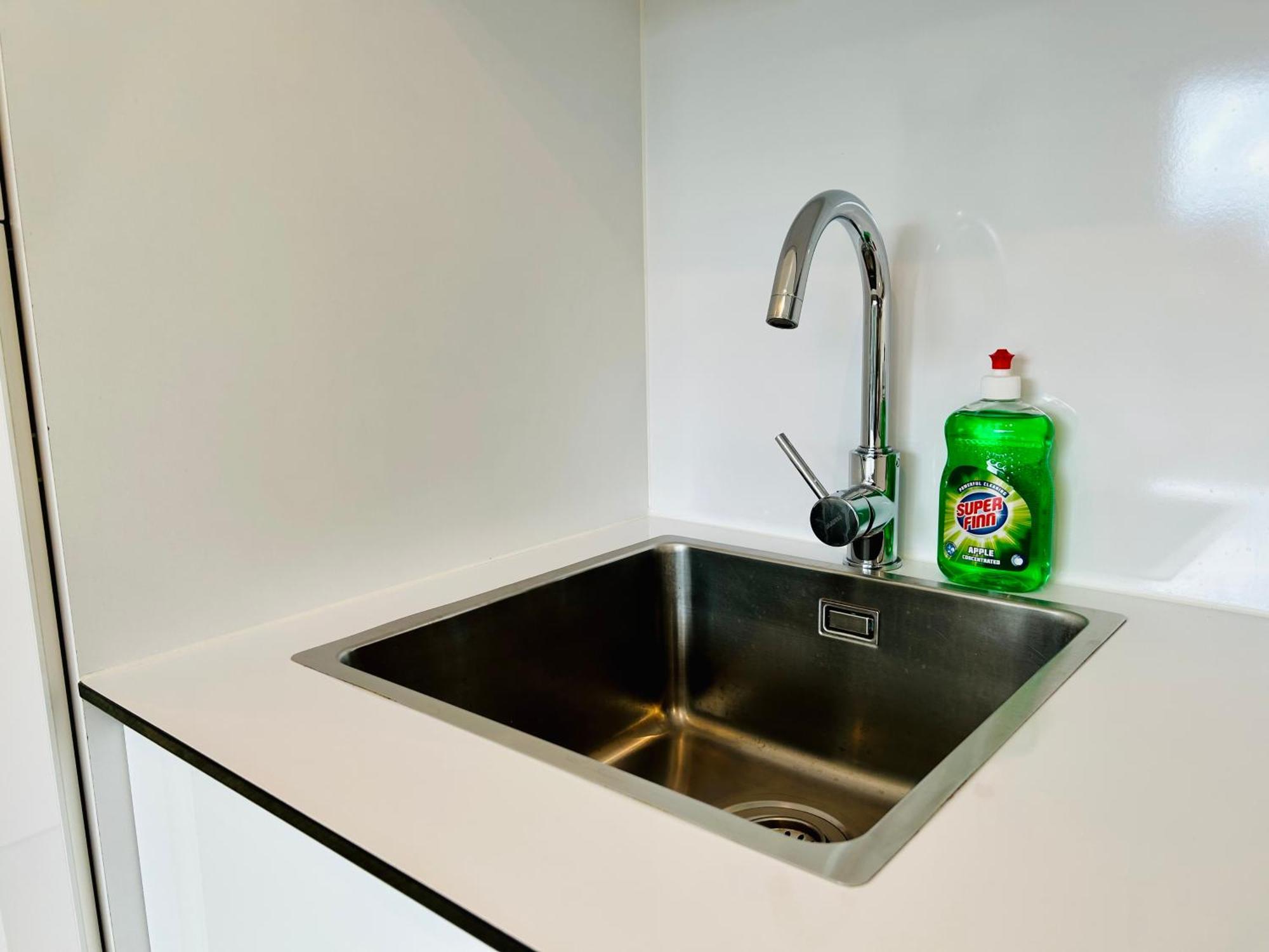New - Free Parking - Balcony Apartment เวียนนา ภายนอก รูปภาพ